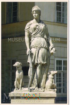 Diana na polowaniu - pomnik we Lwowie