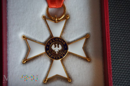 Krzyż Oficerski OrderuOdrodzenia Polski - IV KL