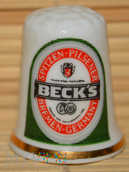 Naparstek reklama piwa Beck's