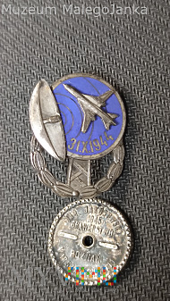 Odznaka 6 Pułk Łączności - Śrem - wersja z datą