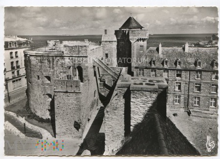 Duże zdjęcie St-Malo - zamek, wieza Quic - lata 50-te