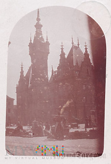 Targowisko przed ratuszem, 1911