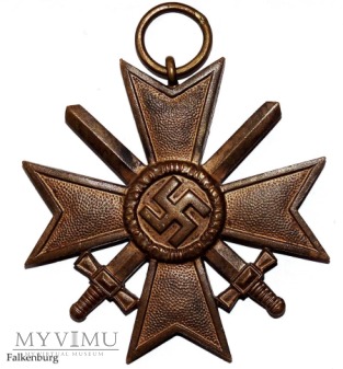 Krzyż zasługi 2 klasy z mieczami KVK