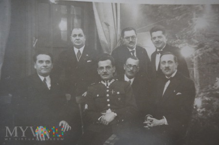 Duże zdjęcie Spotkanie towarzyskie - 1939r.