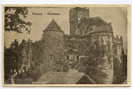 Duże zdjęcie Zamek Dunajec w Niedzicy - lata 40/50