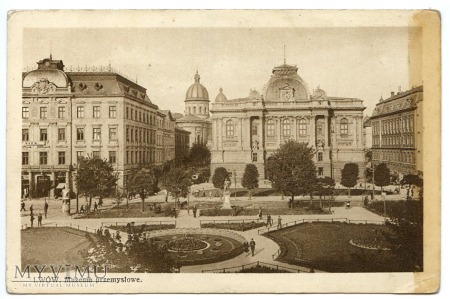 Duże zdjęcie Lwów - Muzeum przemysłowe - lata 20-te
