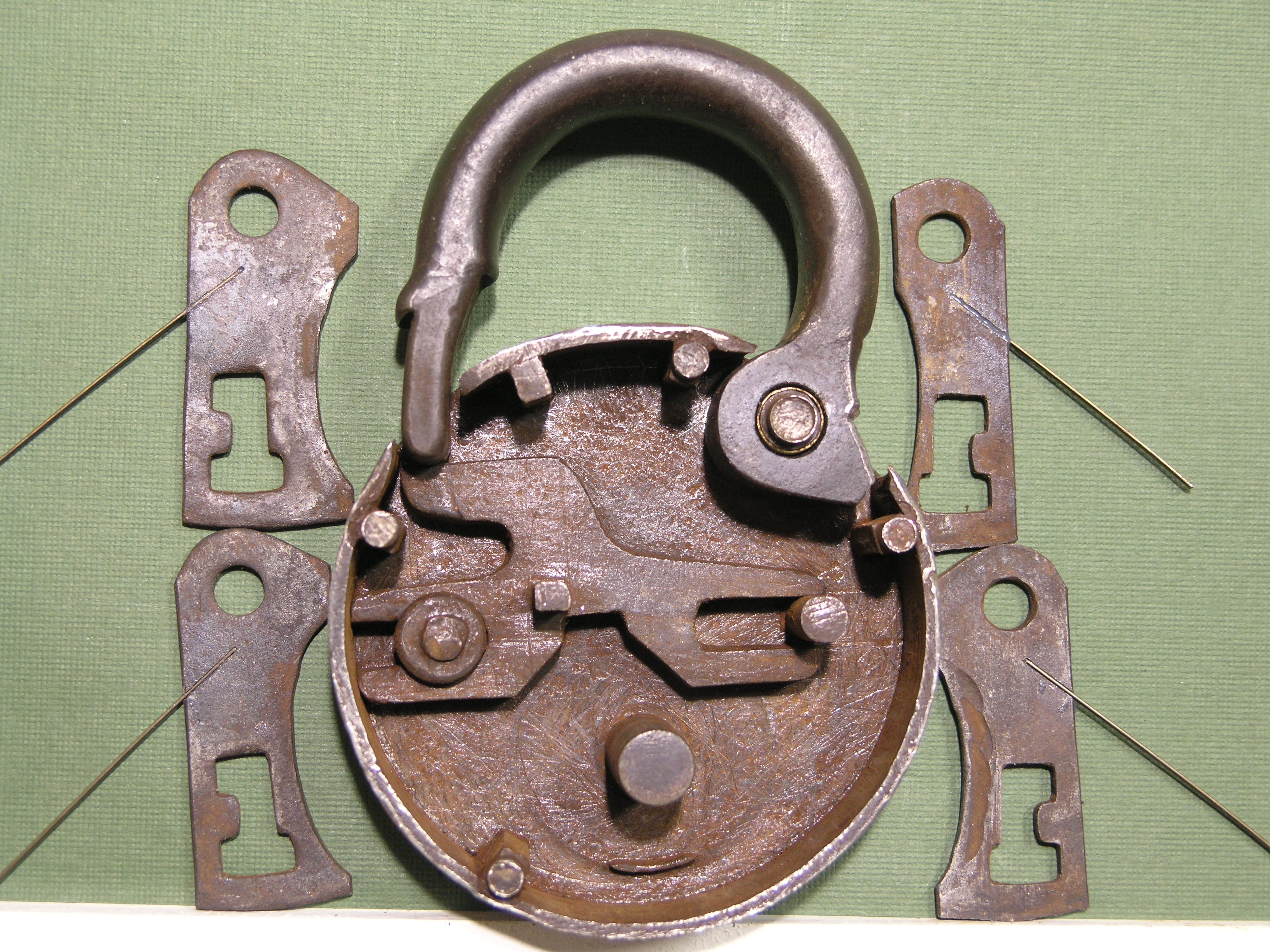 Antique German Padlock-Lock F. Sengpiels Patent with Otiginal Key