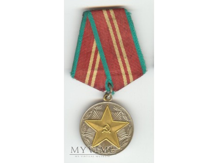 Duże zdjęcie Medal Za nienaganną służbę II stopnia