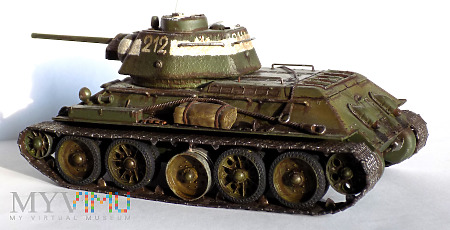 Duże zdjęcie T-34/76 obr. 1943 wyprodukowany przez fabr. Nr 112