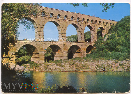 Duże zdjęcie Pont du Gard - Akwedukt rzymski - 70-te XX w.