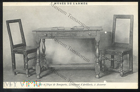 Stół i krzesła porucznika artylerii Bonapartego