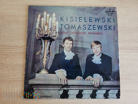 Kisielewski Tomaszewski - Play Favourite Melodies