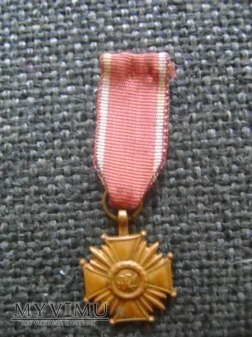 Duże zdjęcie Brązowy Krzyż Zasługi PRL - miniaturka
