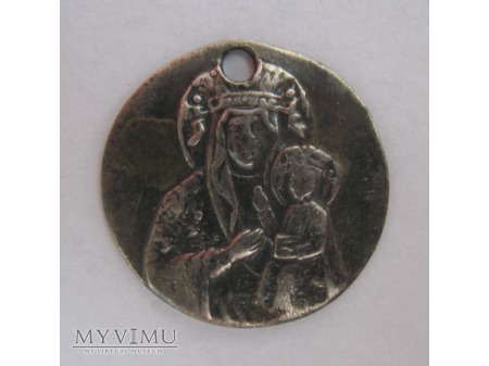 Medalik srebrny z Matką Boską