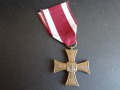 Krzyż Walecznych - lata powojenne ; L6.