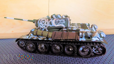 T-34-85 S-53 1944 fabr. 112 w Gorkim