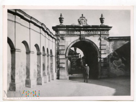 Duże zdjęcie Częstochowa Jasna Góra - II Brama - lata 50-te