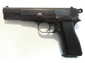 Pistolet FN HP (