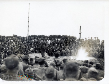 Żołnierze polscy przy ognisku - Rozewie 1931r.