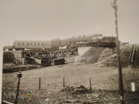 zniszczony pociąg 1939