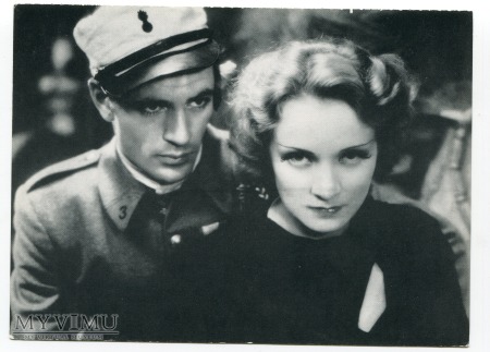 Duże zdjęcie Marlene Dietrich w filmie Marocco