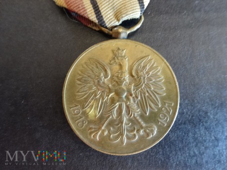 Duże zdjęcie Medal Polska Swemu Obrońcy 1918-1921