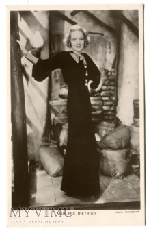 Marlene Dietrich Picturegoer nr 527a