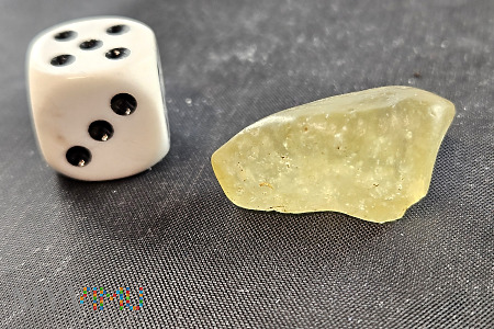 27.3.Impakt libijskiego szkła pustynnego- 6,67 g