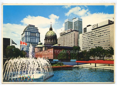Duże zdjęcie Montreal - plac Canada - lata 80-te XX w.