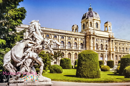 Duże zdjęcie Austria Wiedeń rzeźba w okolicy Muzeum Hist.Sztuki