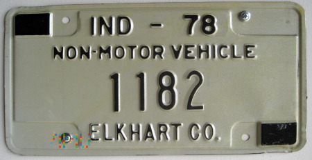 Stanowa tablica rejestracyjna pojazdu