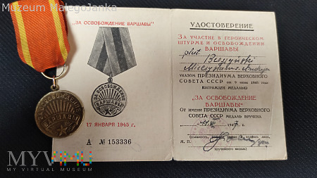 Medal i legitymacja _ Za Wyzwolenie Warszawy