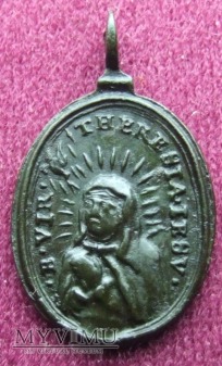 Duże zdjęcie Stary medalik ze św. Teresą od Jezusa